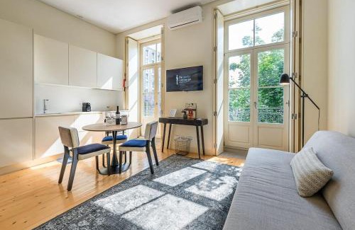 Uniao de Freguesias do Centro Apartment | GuestReady - La Maison Aires Gouveia