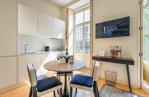 Uniao de Freguesias do Centro Apartment | GuestReady - La Maison Aires Gouveia