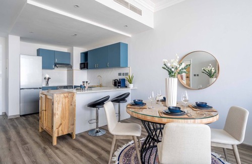 Dubai Media City Apartment | GuestReady - Lux interiors in Dubai Marina