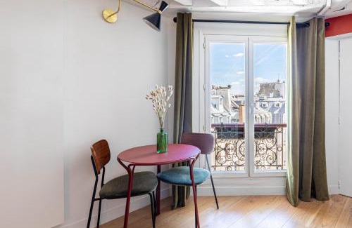 9th Arrondissement Apartment | GuestReady - Modern comfort near Palais Garnier