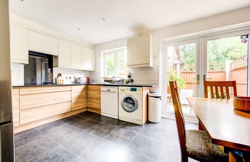 Rotherhithe House | GuestReady - Pacific West Coast in Canada Water