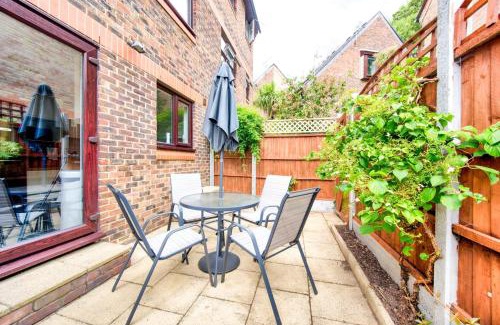 Rotherhithe Apartment | GuestReady - Pacific West Coast in Canada Water