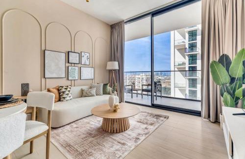 Jumeirah Village Circle Apartment | GuestReady - Prestigious haven in JVC