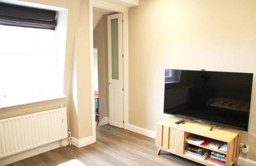 Golborne Apartment | GuestReady - Quaint English Flat near Portobello