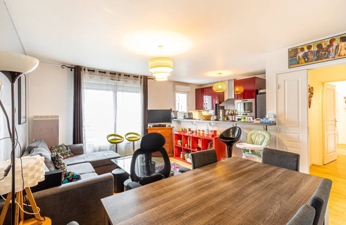 Montrouge Apartment | GuestReady - Scarlet Haven in Montrouge
