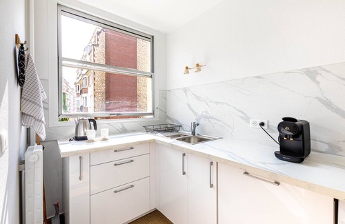 Croulebarbe Apartment | GuestReady - Serene Retreat with a balcony