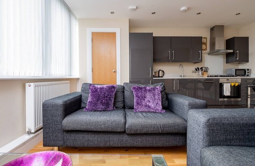Harrow Apartment | GuestReady - Simple luxury in Harrow