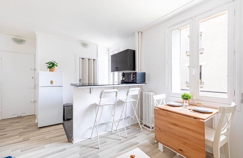 Maisons-Alfort Apartment | GuestReady - Stylish mezzanine stay near Paris