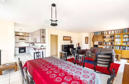 Belleville Apartment | GuestReady - Stylish Duplex with a terrace
