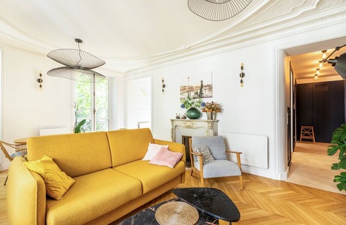 Epinettes Apartment | GuestReady - Stylish Paris Home