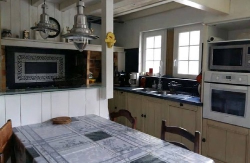 Barcus House | ---- Guichalia House ---