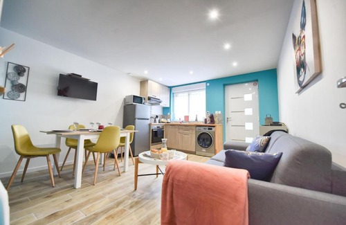 Saint-Martin-du-Littoral Apartment | Guillemard - Pied à terre - 100m plage