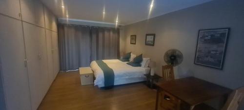 Stellenbosch Apartment | Guinea Vine