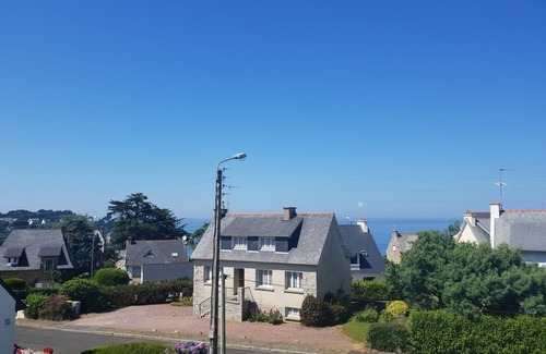 Perros-Guirec House | Guirec Dogs