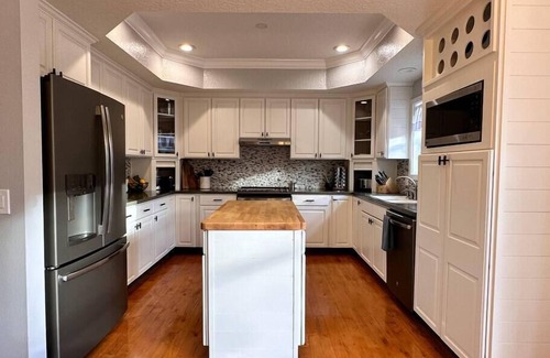 Crystal River House | Gulf-access home with a 73ft dock