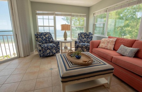 Bradenton Beach House | Gulf Breeze Condo Unit D