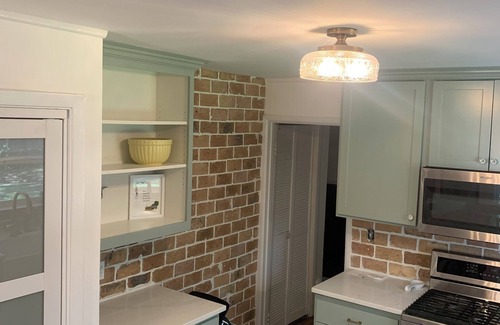 Pensacola House | Gulf Breeze Proper Beach Cottage!