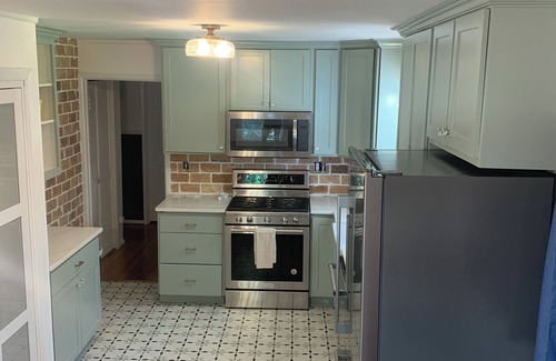 Pensacola House | Gulf Breeze Proper Beach Cottage!