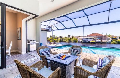 Burnt Store House | Gulf Coast Retreat 3BR Waterfront with Heated Pool
