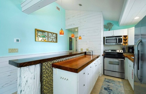 Seacrest House | Gulf Escape - 30A Beach House Near the Beach with a Large Pool Space