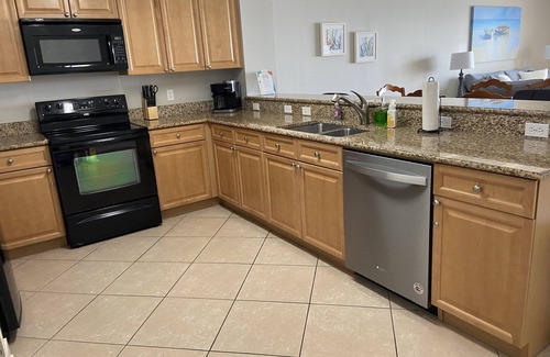 Orange Beach Condo | GULF FRONT 2 bed 2 bath 1700 sq ft with amazing amenities! 2 master king suite