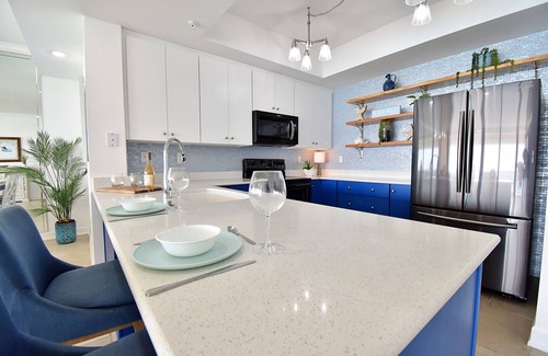 Navarre Beach Condo | Gulf Front 3/3 Resort w/Pool & 3 King Suites! Chair/umbrella set-up included!