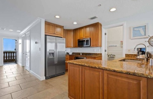 Pensacola Beach Condo | Gulf Front 3BR 🏝️ Direct Beach Access ~ Onsite Pools/Spa