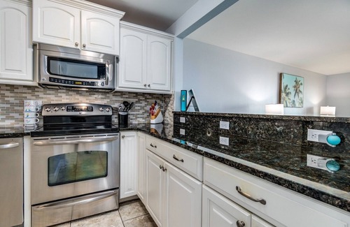 Siesta Key Condo | Gulf front, 3rd floor, 2 bdr - A306, gorgeous view!