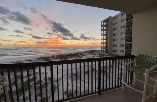 Sunnyside Condo | Gulf Front - A little taste of Paradise
