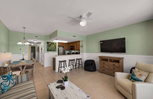 Lower Grand Lagoon Condo | Gulf Front Condo W/Private Balcony