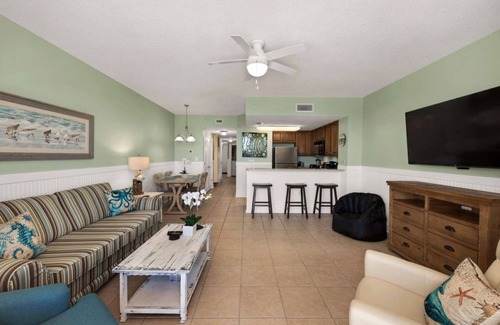 Lower Grand Lagoon Condo | Gulf Front Condo W/Private Balcony