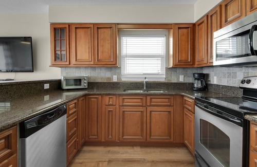 Seagrove Beach Condo | Gulf Front Condo, Modern Coastal Vibe, Sleeps 6 + Free Attraction Tickets!