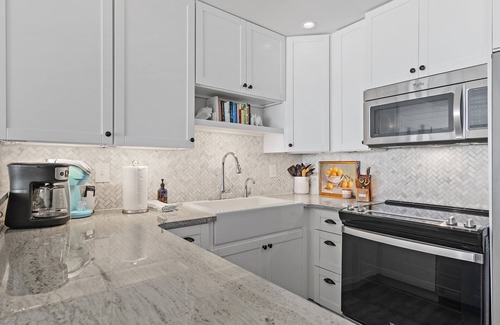 Seagrove Beach Condo | Gulf front condo with gulf and lake views - 2 Bikes - Commodore`s Retreat 202