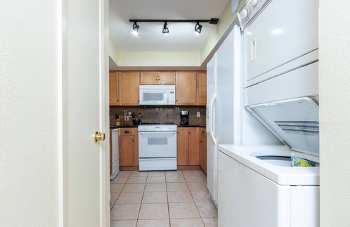 Orange Beach Condo | Gulf Front Condo | Outdoor Pool & Grill!