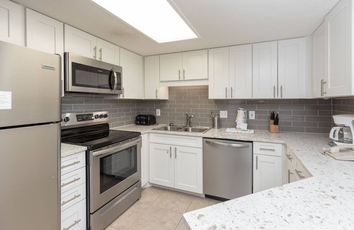 Orange Beach Condo | Gulf Front Condo | Outdoor & Indoor Pools!