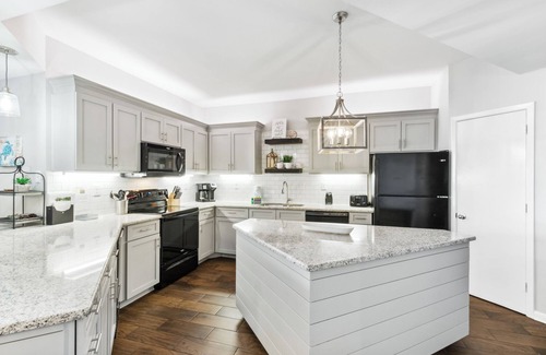 Orange Beach Condo | Gulf Front Condo | Outdoor Pool & Grill!