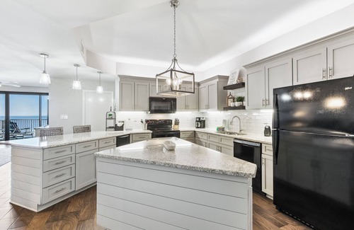 Orange Beach Condo | Gulf Front Condo | Outdoor Pool & Grill!