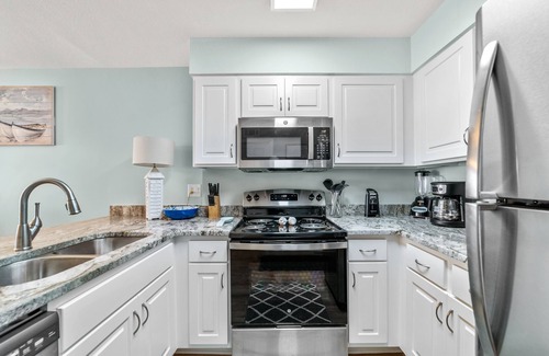 Gulf Shores Condo | Gulf Front Condo | Outdoor & Indoor Pools!