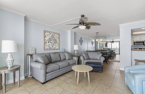 Gulf Shores Condo | Gulf Front Condo | Outdoor Pool & Grill!