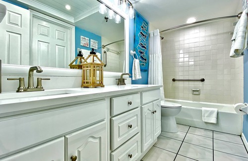 Indian Shores Condo | Gulf-front condo with majestic views, balcony & heated pool - steps to the beach