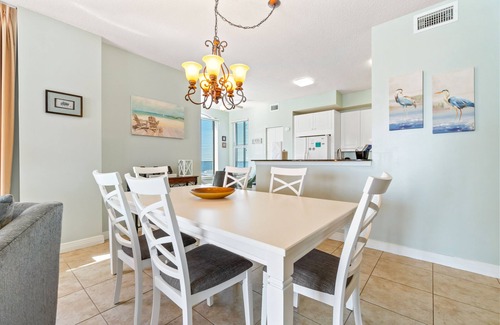 Navarre Beach Condo | Gulf Front Condo Tennis Court, Fitness Center, Private Beach Access