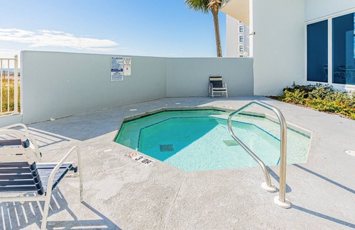 Gulf Shores Condo | Gulf-front condo w/ balcony & shared pools/hot tubs/sauna! Family-friendly!
