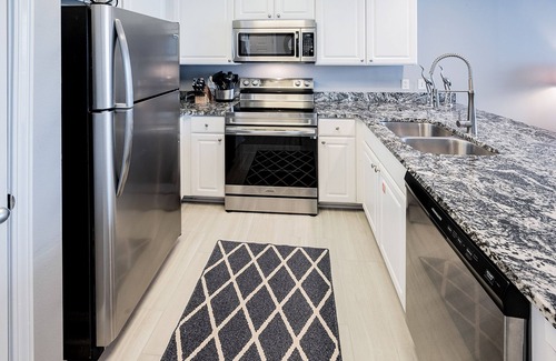 Gulf Shores Condo | Gulf-Front Condo w/Balcony, WiFi, Great View & Shared Hot Tubs/Pools/Sauna