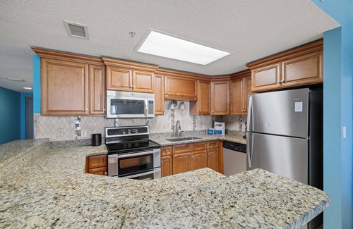 Orange Beach East Condo | Gulf Front Condo | Walk to Florabama!