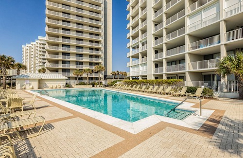 Orange Beach Condo | Gulf-front condo with heated indoor & outdoor pools & gym