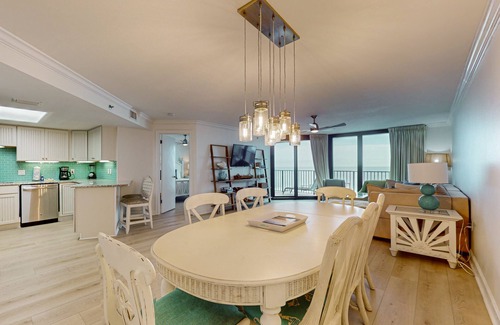 Orange Beach Condo | Gulf-Front Condo w/Beach Access, Balcony, WiFi & Shared Pools/Hot Tubs/Tennis