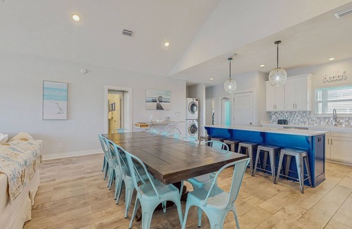 Dauphin Island House | Gulf Front, dog-friendly home with breathtaking views, washer/dryer & A/C