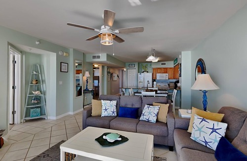Fort Walton Beach Condo | Gulf-Front Fort Walton Beach Condo | Free Seasonal Beach Service!