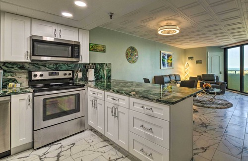 Hudson Condo | Gulf Front Hudson Condo w/ Pool Access & Views!