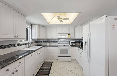 Indian Rocks Beach Condo | GULF FRONT INDIAN ROCKS BEACH, REFLECTIONS VACATION CONDO